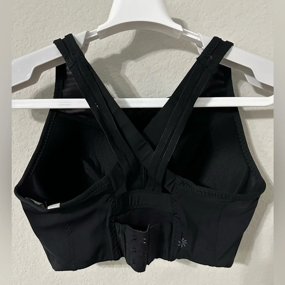 Athleta High Impact Gigi Bra in Black Sz S.‎